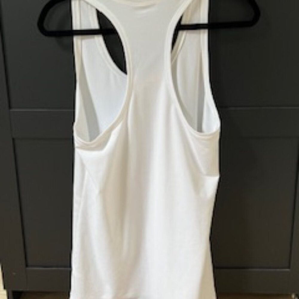 Athleta Racerback Tank Large - Picture 6 of 6